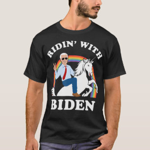 Eenhoorn rijden' met Biden Grappig Joe Biden T-shirt