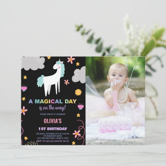 Eenhoorn Verjaardag Uitnodigingen met foto (Staand voorkant)