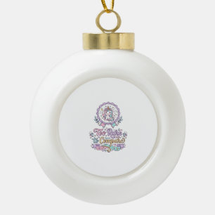 Eenhorn te zeldzaam om knuffel pastel T-shirt De Keramische Bal Ornament
