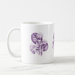 Eenkleurige bloemen in paars koffiemok