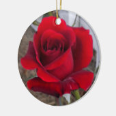 Eenmalige roodrozenversiering keramisch ornament (Links)