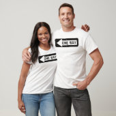 Eenrichtings zwart-wit straatbord t-shirt (Unisex)