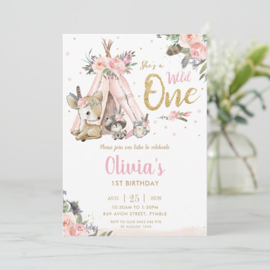 Eentje wilde eenjarig dier kaart (Staand voorkant)