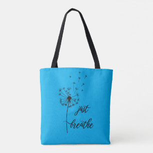 Eenvoudig ademen met paardenbloemen tote bag