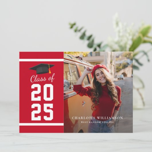 Eenvoudig Afstuderen 2025 Rood Wit Afstudeerder Fo Aankondiging (Staand voorkant)