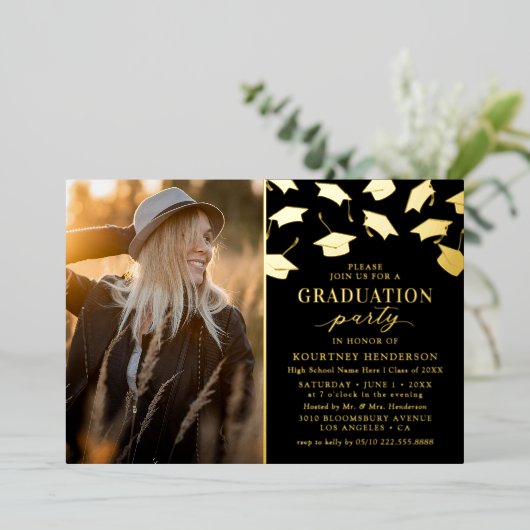 Eenvoudig Afstuderen Black Gold Foil Uitnodiging (Staand Voorkant)