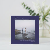 Eenvoudig artsy Minimal Square Photo Navy Weddensc Save The Date (Staand voorkant)