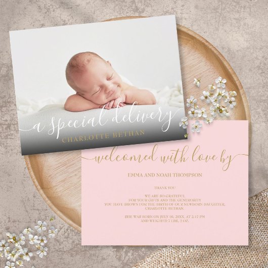 Eenvoudig Baby Foto script roze Girl Birth Aankondigingskaart