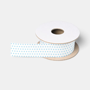 Eenvoudig babyblauw stippenpatroon op wit satijnen lint
