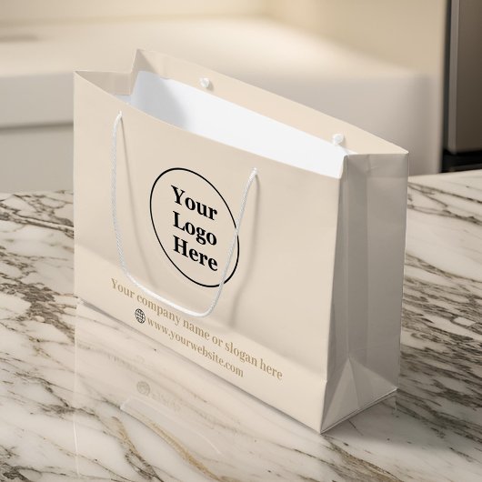 Eenvoudig beige minimalistisch groot cadeauzakje