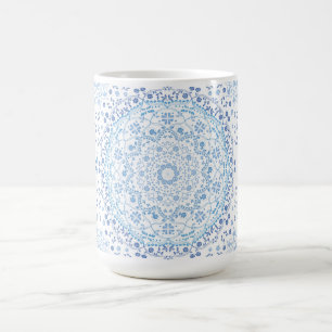 Eenvoudig blauw en wit Elegant Bloemen Mandala Koffiemok