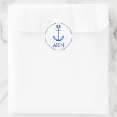 Eenvoudig blauw en wit nautisch anker monogram ronde sticker (Tas)
