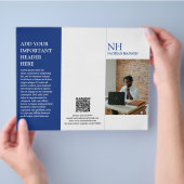 Eenvoudig blauw monogram moderne brochure (Hand)