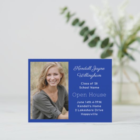 Eenvoudig Blauw Twee Foto Afstuderen Open Huis Uitnodiging Briefkaart (Staand voorkant)