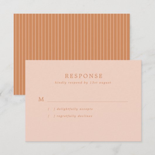 Eenvoudig Blush Pink en Terracotta Stripes Wedding RSVP Kaartje (Voorkant / Achterkant)