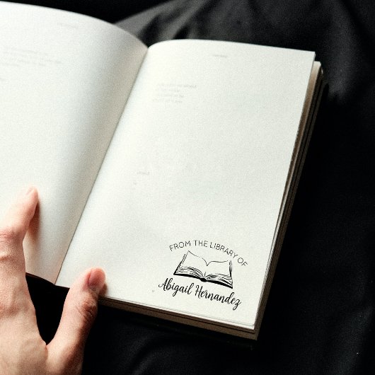 Eenvoudig boek uit de bibliotheek van rubberstempel