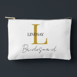 Eenvoudig bruidsmeisje cadeau monogram, naam etui<br><div class="desc">Vier uw bruidsmeisjes met onze chique Gepersonaliseerde Bruidsmeisje Accessoirezak! Deze slanke tas kan worden aangepast met hun monogram en naam, waardoor het een doordacht en uniek geschenk is dat ze lang na uw speciale dag zullen koesteren. Perfect voor het houden van make-up, sieraden of kleine benodigdheden, deze zak is zowel...</div>