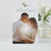 Eenvoudig budget zwart-wit foto bruiloft bedankkaart (Staand voorkant)