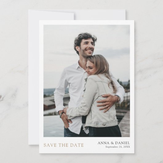 Eenvoudig Chic Gold Photo Weduwnaar Save the Date Kaart (Voorkant)