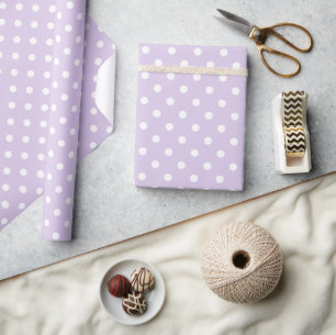 Eenvoudig Chic Wit Stippenpatroon Op Licht Paars Cadeaupapier