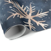 Eenvoudig donkerblauw met sneeuwvlokken cadeaupapier (Rol Hoek)