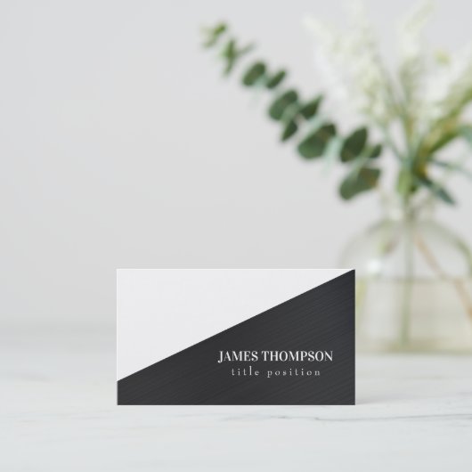 Eenvoudig donkergrijs geborsteld metaal visitekaartje (Staand voorkant)