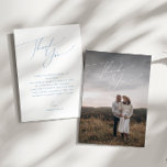 Eenvoudig Dusty Blue Vertical Photo Baby shower Bedankkaart<br><div class="desc">Introductie van ons eenvoudige stoffige blauw verticaal foto-baby shower, ideaal voor uw eenvoudige moderne boho spring- of winterfeest! Deze kaart heeft een boho-chique sfeer met elegante kalligrafie en een minimalistisch wit-op-blauw ontwerp, waardoor het ideaal is voor jongens. Bovendien is het bewerkbaar, zodat je je eigen stijlvolle, grillige touch aan creëer...</div>