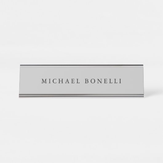 Eenvoudig effen modern elegant zilvergrijs bureau naambordje (Voorkant)