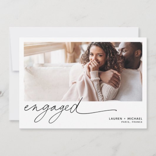 Eenvoudig Elegant Fotoscript QR Code Verloving Kaart (Voorkant)