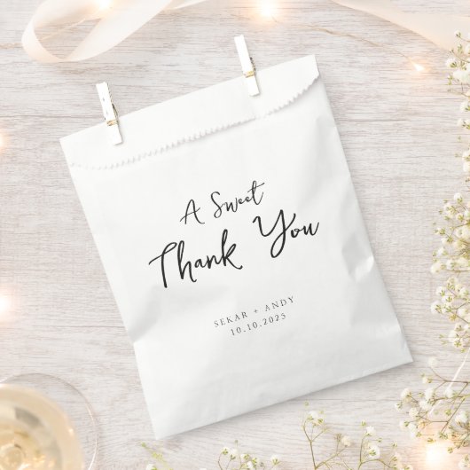 Eenvoudig elegant huwelijk bedankzakje (Geknipt)
