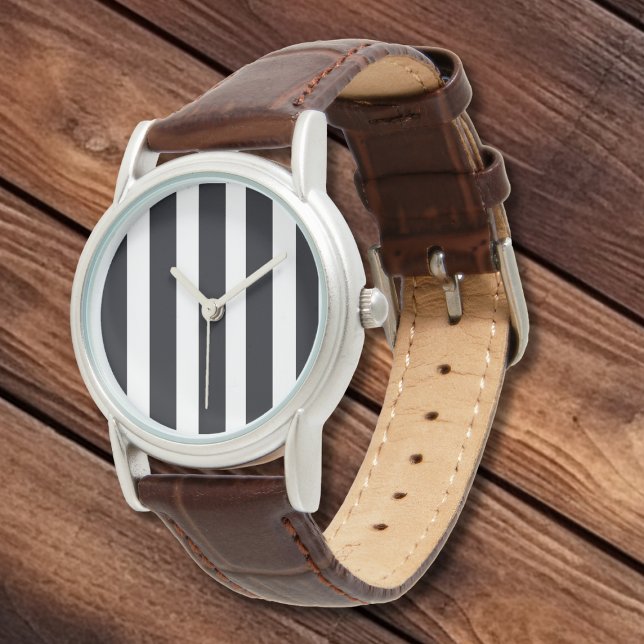 Eenvoudig Elegant Klassiek Wit Zwart Strepen Leder Horloge (Simple Elegant Classic White and Black Stripes Leather  Strap Watch Face.)
