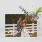 Eenvoudig Elegant Modern Script 2 foto's bruiloft Bedankkaart (Staand voorkant)