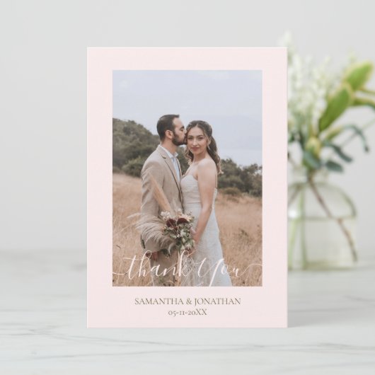 Eenvoudig Elegant Modern Script 4 foto's bruiloft Bedankkaart (Staand voorkant)