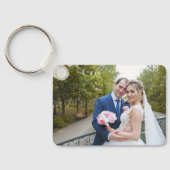 Eenvoudig Elegant Schrift Huwelijksfoto Roze Liefd Sleutelhanger (Achterkant)