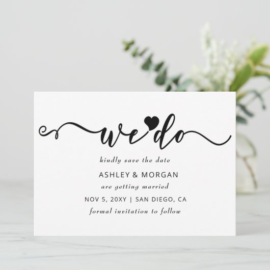 Eenvoudig Elegant Script Black en White Heart dat  Save The Date (Staand voorkant)