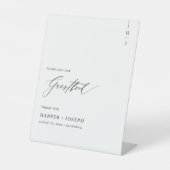 Eenvoudig Elegant Script Kalligrafie Gastenboek Reclamebord Met Voetstuk (Voorkant)