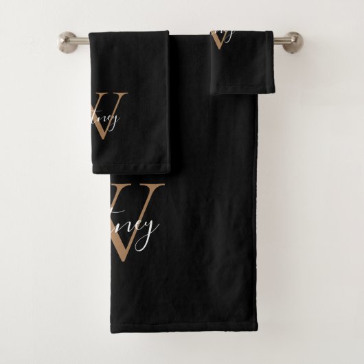 Eenvoudig Elegant Script Monogram Black en Gold Bad Handdoek (Insitu)