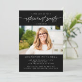 Eenvoudig Elegant Script Pensioen Party Foto Kaart (Staand voorkant)