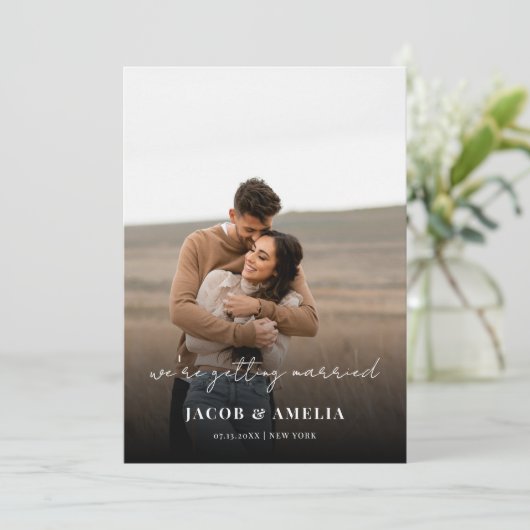 Eenvoudig Elegant Script Photo Wedding Save The Date (Staand voorkant)