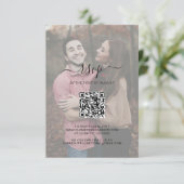 Eenvoudig Elegant Script QR Code Weduwschap met fo RSVP Kaartje (Staand voorkant)