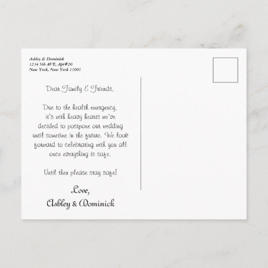 Eenvoudig Elegant Script Uitstel bruiloft Aankondigingskaart (Achterkant)