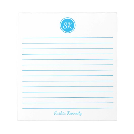 Eenvoudig Elegant Sky Blue Lined Monogram Name Notitieblok (Voorkant)