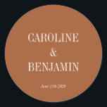 Eenvoudig Elegant Terracotta Custom Wedding Ronde Sticker<br><div class="desc">Eenvoudig Stijlvol Klassieke Typografie Elegant Trendy Wedding Classic Round Sticker in Terracotta</div>