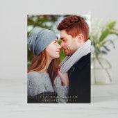 Eenvoudig Elegant Weddenschap Sla de datum foto op Folie Uitnodiging (Staand Voorkant)