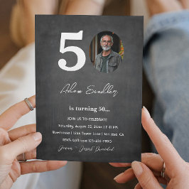 Eenvoudig en elegant 50ste verjaardagsfeest grijs kaart