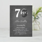 Eenvoudig en elegant 70ste verjaardagsfeest grijs kaart (Staand voorkant)