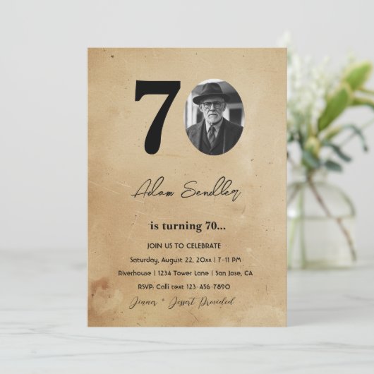 Eenvoudig en elegant 70ste verjaardagsfeest rustie kaart (Staand voorkant)