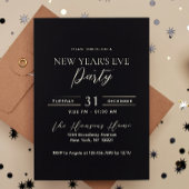 Eenvoudig en elegant Black New Year's Eve Party Kaart