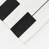 Eenvoudig en elegant zwart-wit piano-toetsenbord fleece deken (Hoek)