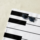 Eenvoudig en elegant zwart-wit piano-toetsenbord strandlaken (In situ)